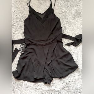 Black express romper